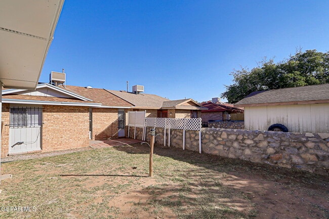 Building Photo - 3429 Risner Pl