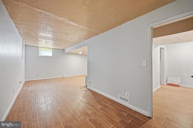 Building Photo - 10609 Oxford Ct