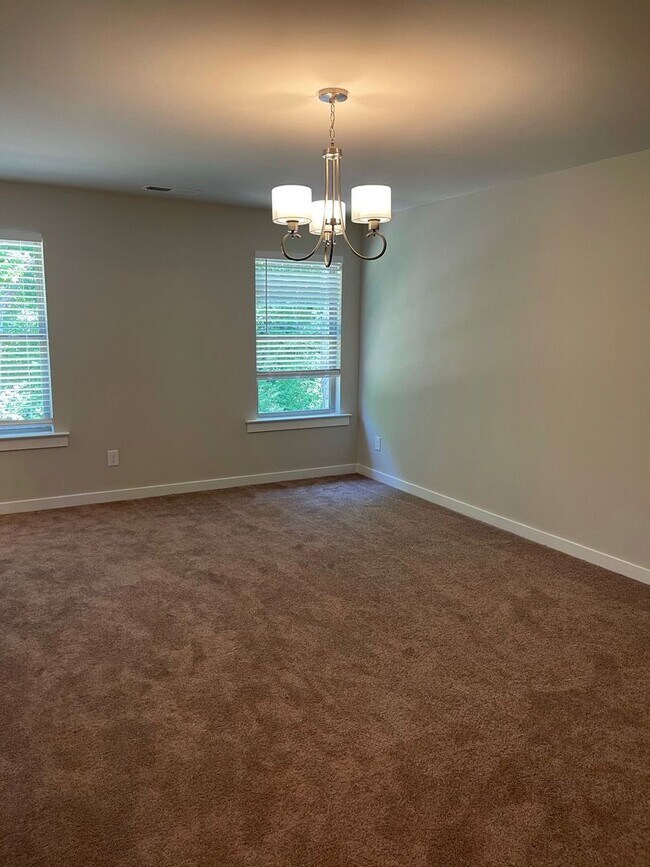 Building Photo - Home for Rent in St James Subdivision in Pinson, AL!!! Available Now!