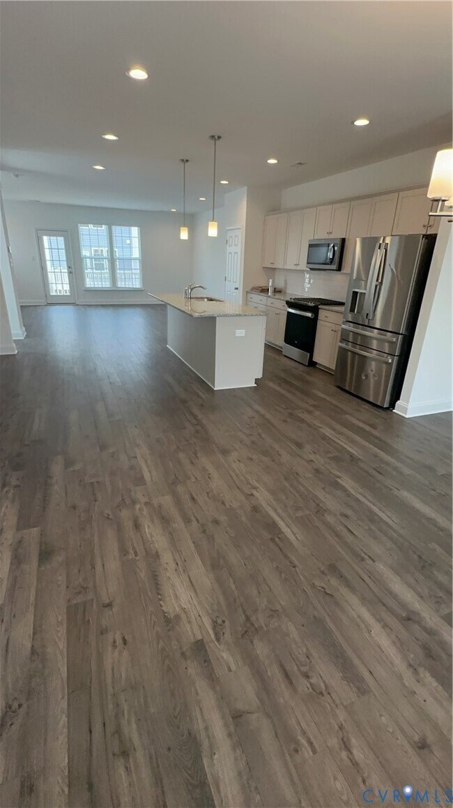 Building Photo - 6984 Leire Ln