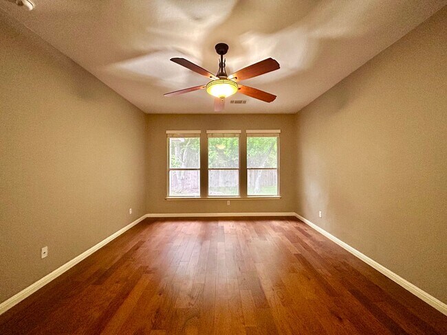 Building Photo - 13012 Kenswick Dr