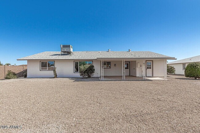 Building Photo - 9938 Willowcreek Cir