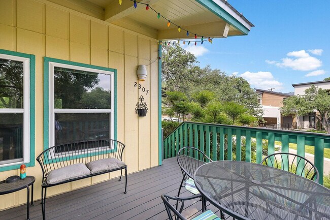 Building Photo - 2307 Trailside Dr