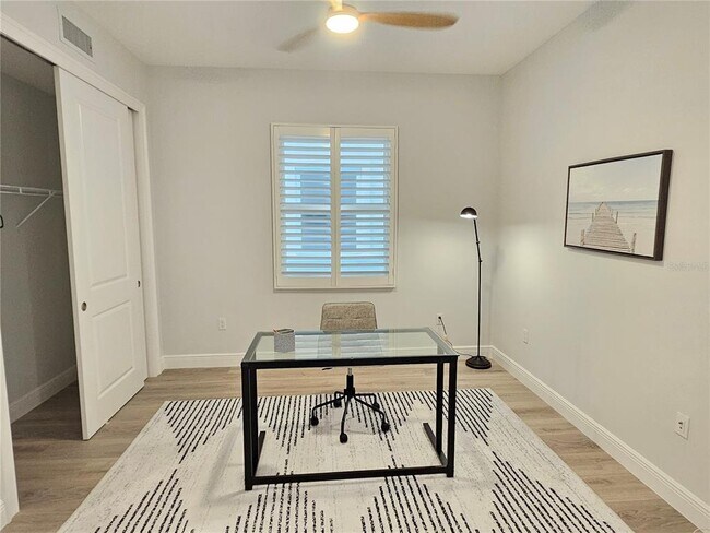 Building Photo - 503 S Tamiami Trl