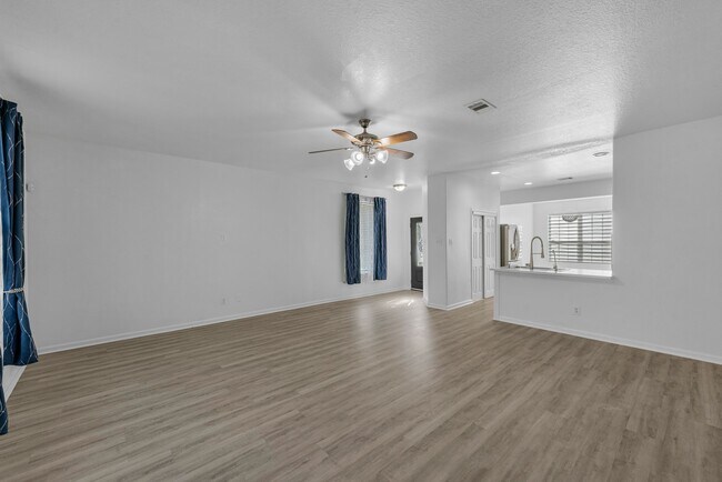 Building Photo - 4810 Jarl Ct