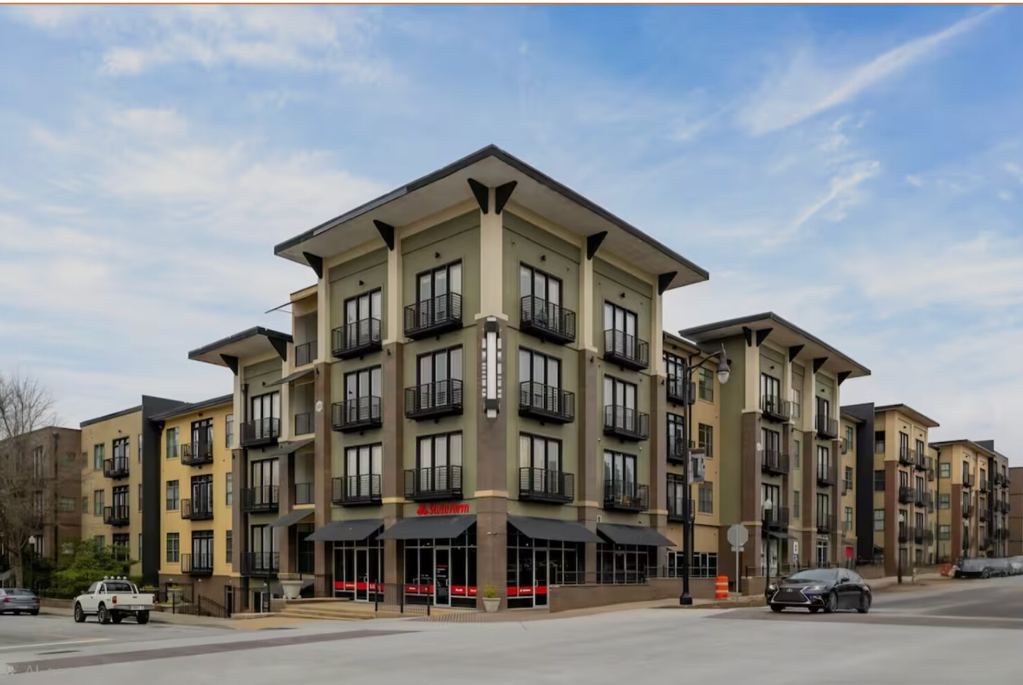 exterior - 5300 Peachtree Rd