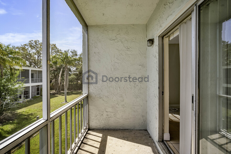 Building Photo - 373 S McMullen Booth Rd