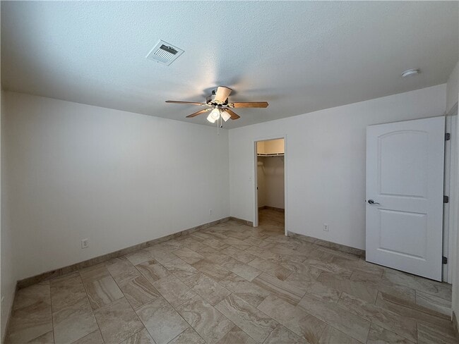 Building Photo - 3849 N Roosevelt St