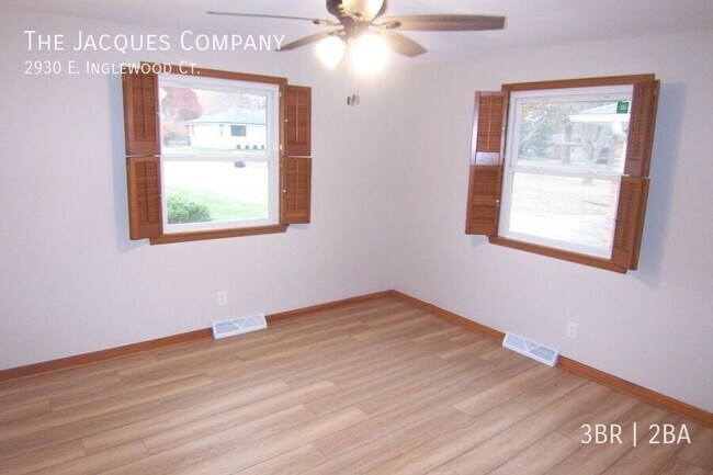 Building Photo - 2930 E Inglewood Ct