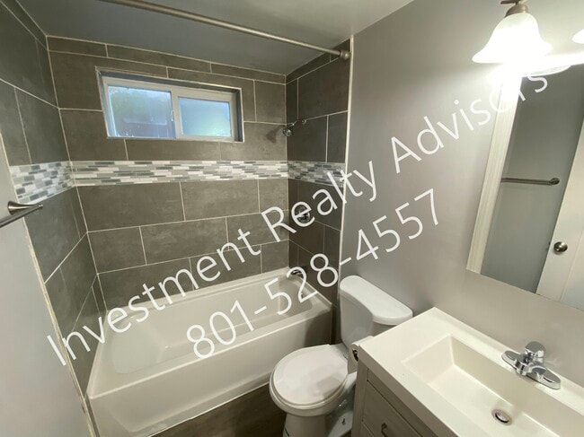 Building Photo - 1134 E 500 S