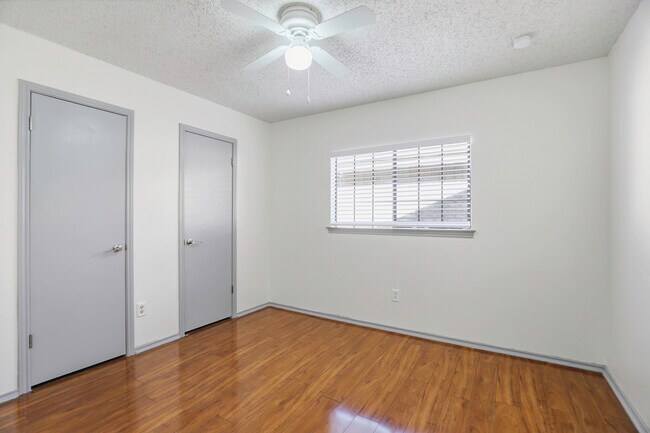 Building Photo - 6315 Forest Village