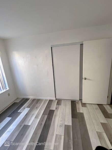 Building Photo - 8142 Scottsdale Dr