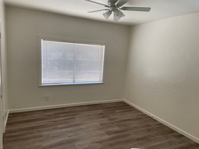 Building Photo - 132 Calaveras Ave