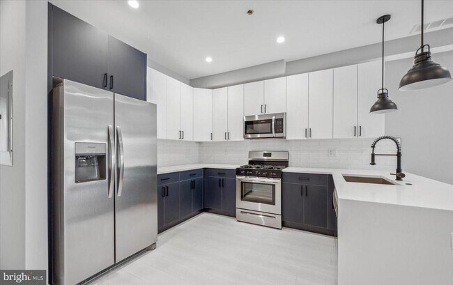 Building Photo - 1528 N 25th St
