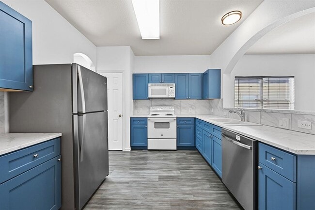 Building Photo - 9206 Brents Elm Dr