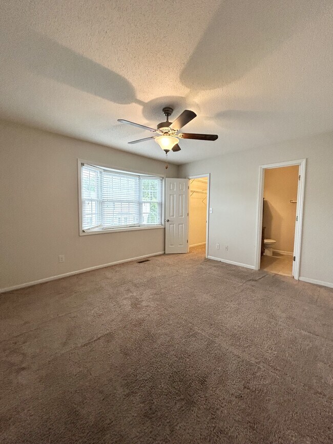 Building Photo - 1222-12W3 Cross Creek Cir