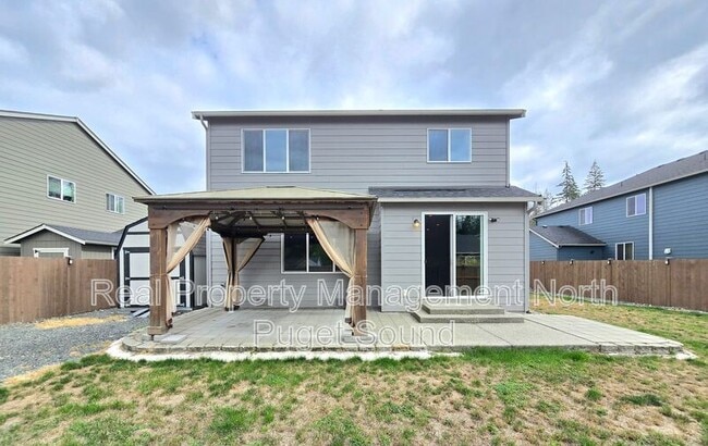 Building Photo - 9814 Hawkins Ave