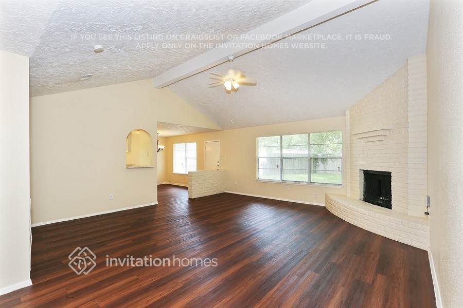 Building Photo - 5826 Walnutgate Dr