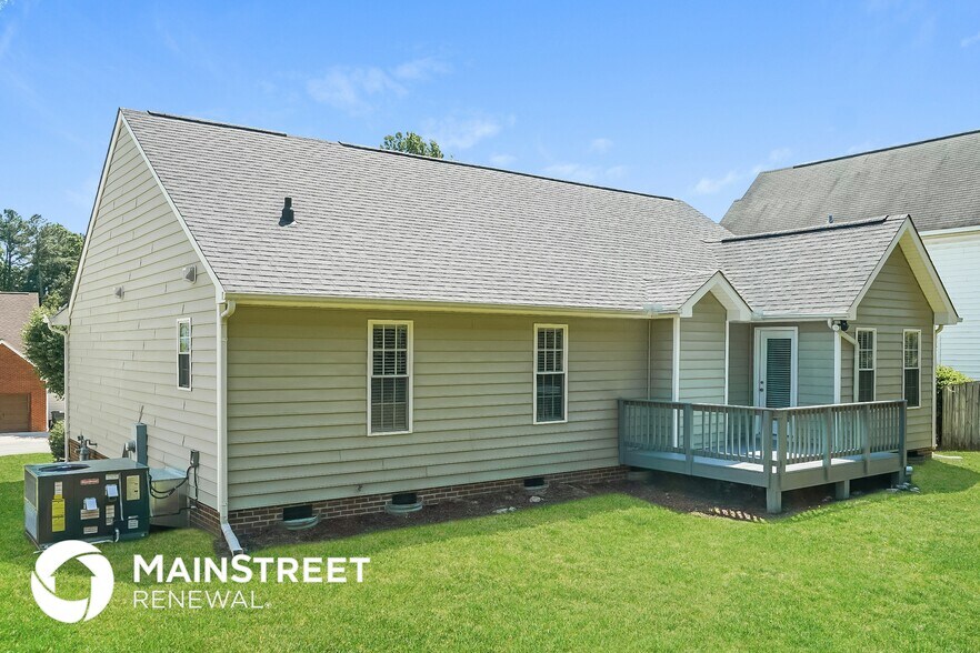 Building Photo - 220 Cross Current Ln