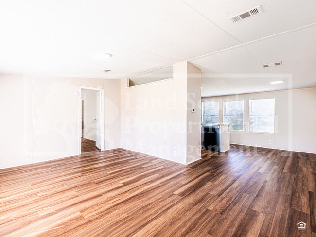 Building Photo - 5115 Rock Dove Loop