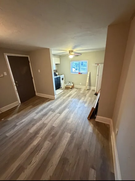 Building Photo - 1320 W Sycamore St