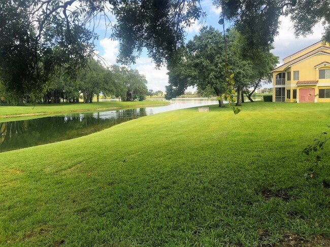 Building Photo - 2341 NW 33rd St