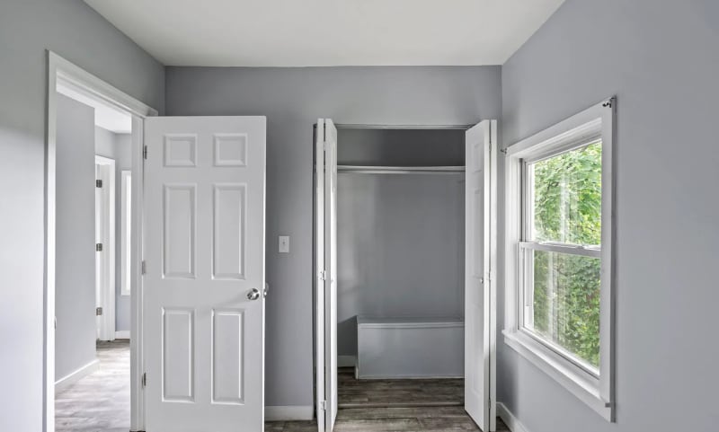 Building Photo - 21 W Sunnyside Way