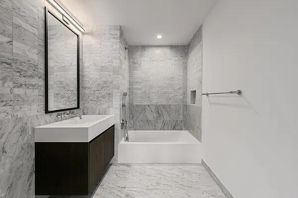 Building Photo - 202 Broome St