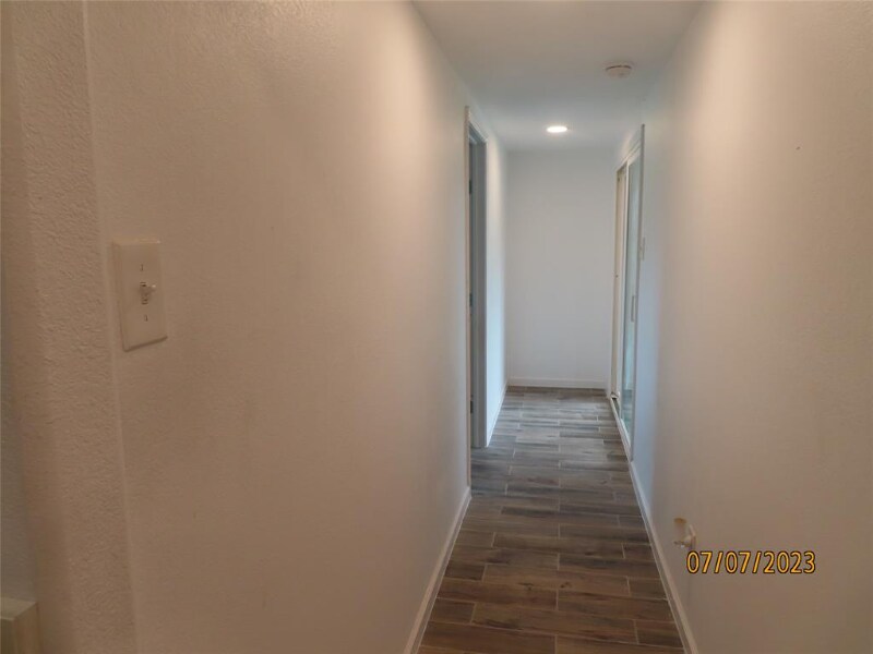 Building Photo - 403 High Ridge St