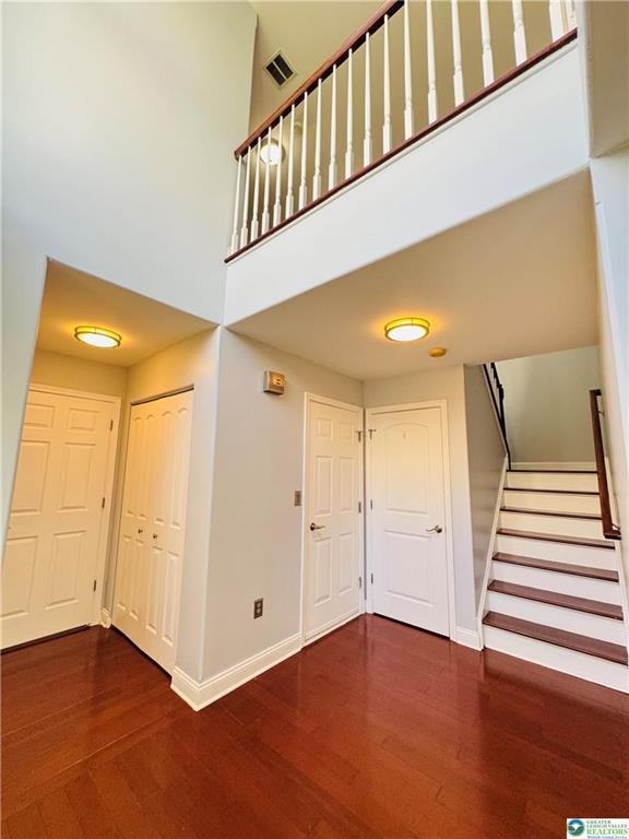 Building Photo - 6945 Hunt Dr