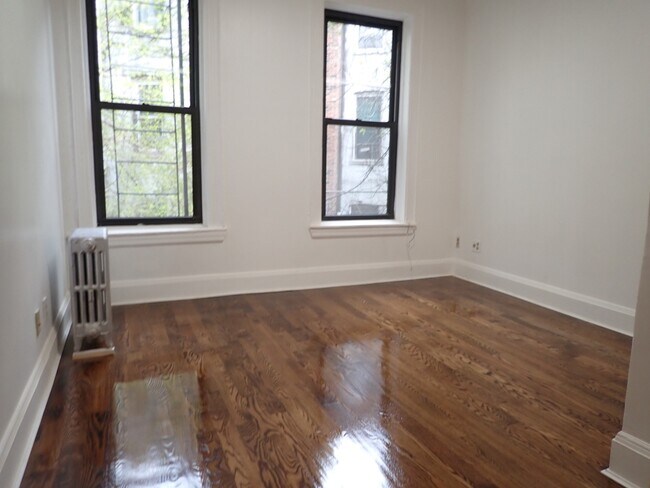 Building Photo - 1559 Eastern Pkwy