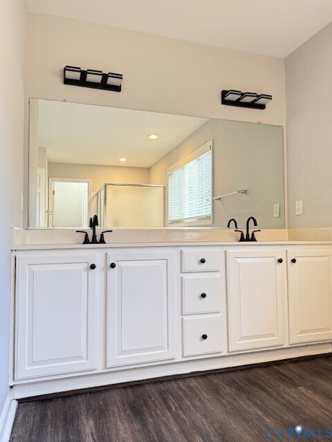 Building Photo - 9379 Roseland Ct