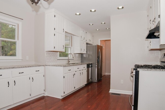 Building Photo - 1417 Owls Nest Rd