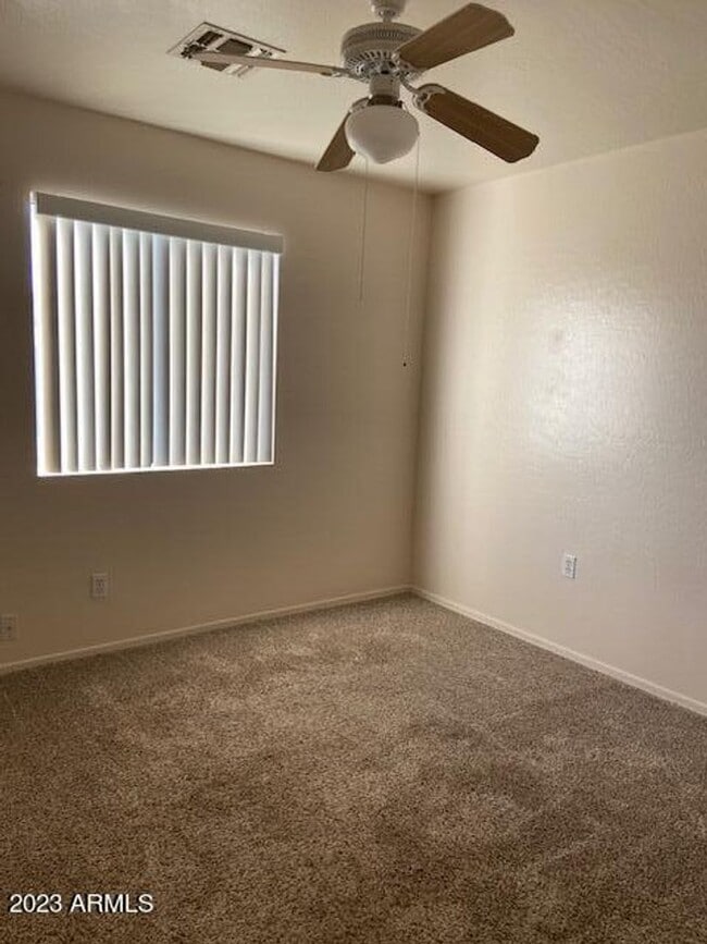 Building Photo - 2 BEDROOM IN APACHE JUNCTION!