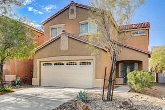 Building Photo - Beautiful 4 bedroom 3 bath home in Mountai...