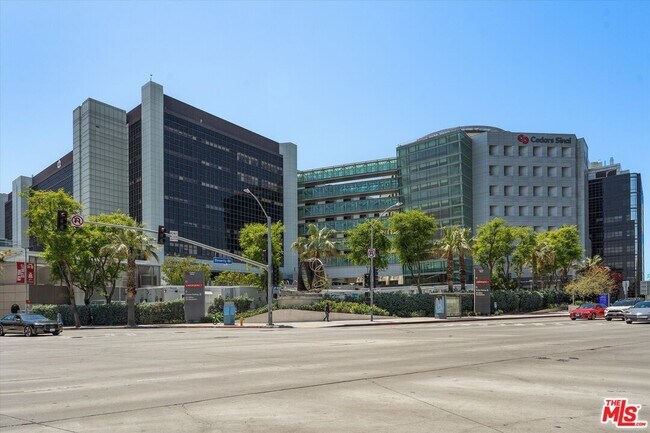 Building Photo - 850 Croft Ave