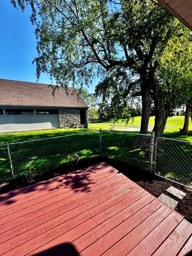 Building Photo - 2469 English Station Dr