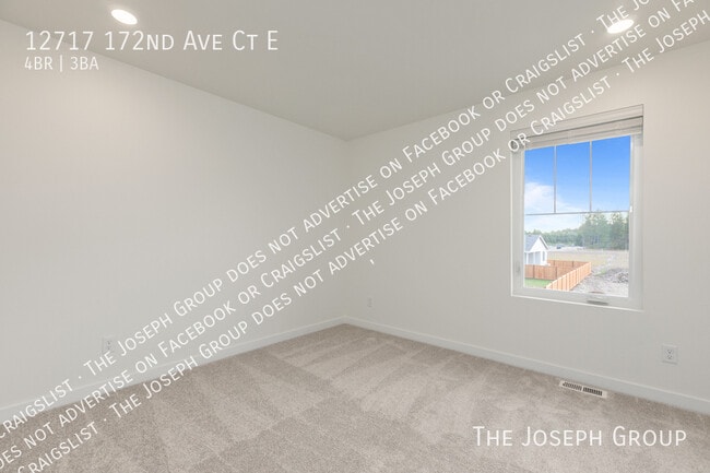 Building Photo - 12717 172nd Ave Ct E