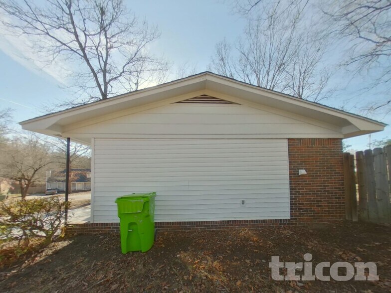 Building Photo - 101 Netherland Dr