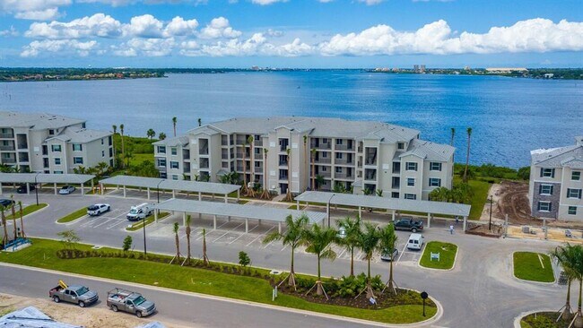 Primary Photo - 910 Tidewater Shores Loop