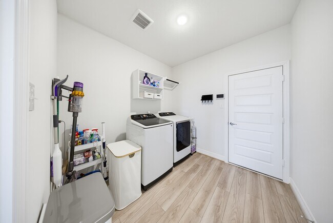 Building Photo - 1618 Homewood Point Ln