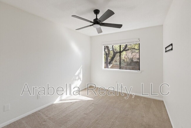 Building Photo - 8554 Timber Lodge