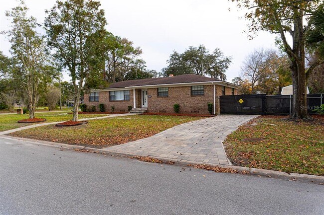 Building Photo - 8514 Concord Ct