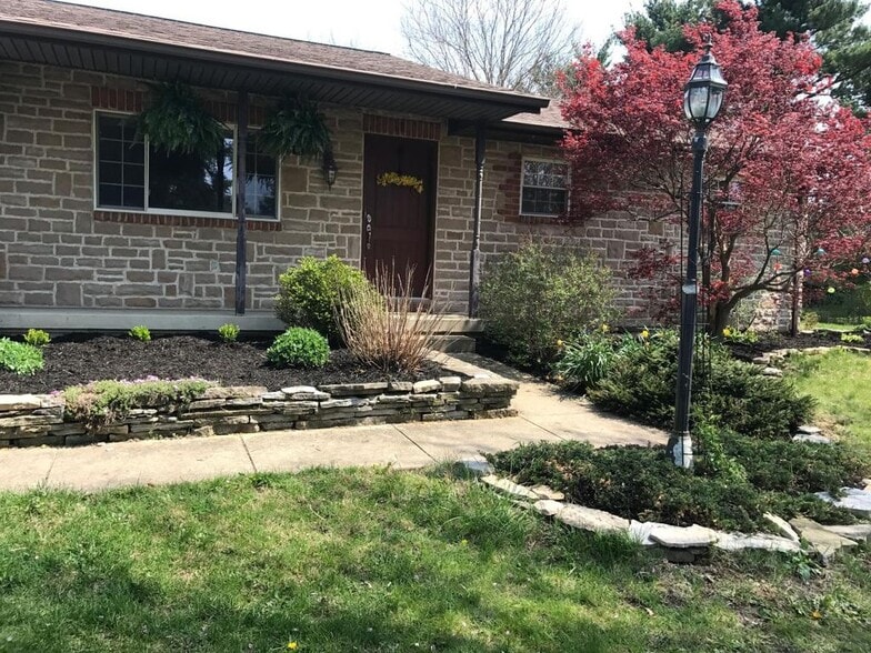 Primary Photo - 12220 Jerome Road
