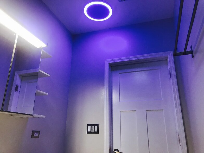 Building Photo - 10450-10452 S Maryland Ave