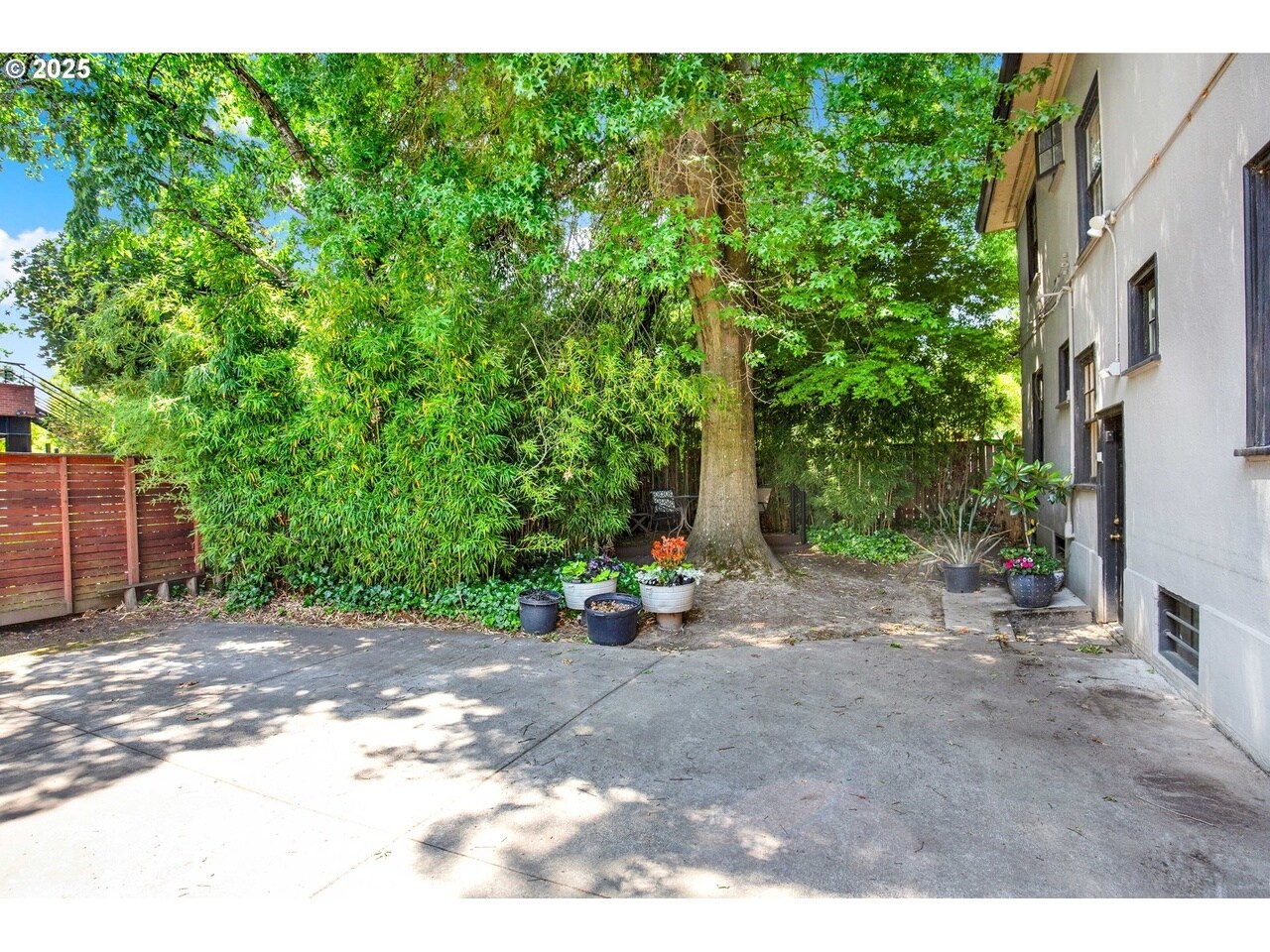 Building Photo - 2066 NW Overton St