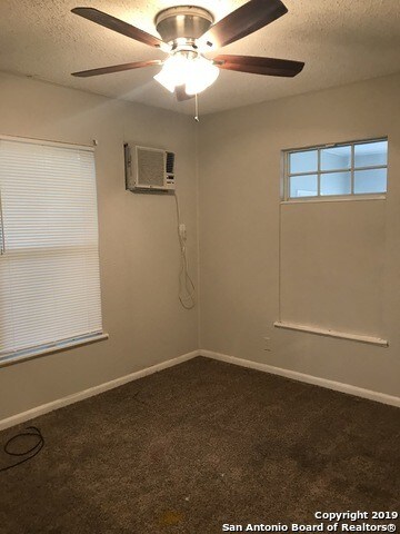 Building Photo - 127 Grecian Dr