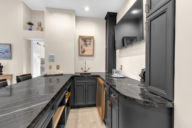 Building Photo - 75273 Spyglass Dr