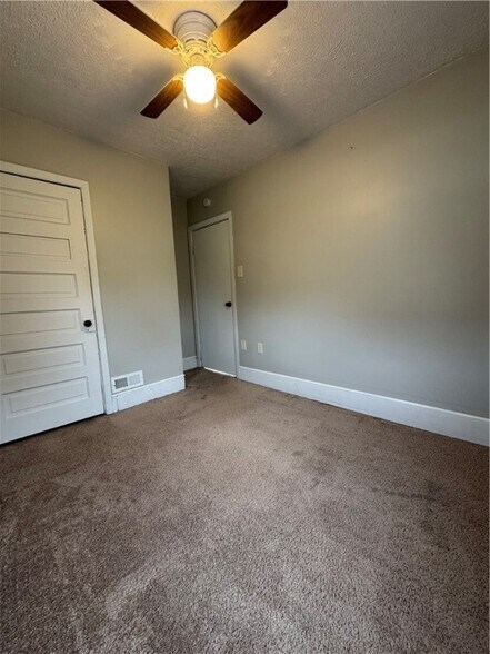 Building Photo - 70 9th St