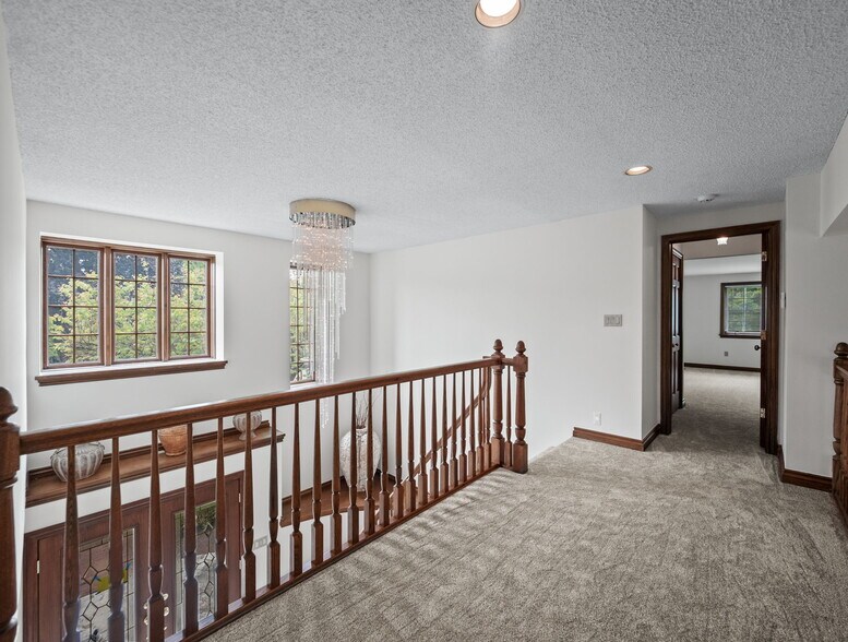 Building Photo - 4932 Susans Way